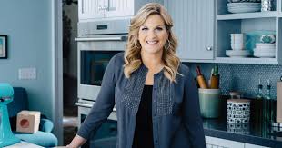 I'm always fighting hard to make sure family meals don't get lost in the shuffle, because cooking for the kids means i have one more dinner at home with them, says trisha. Trisha Yearwood Would Bring Mac Cheese To Any Holiday Party Sounds Like Nashville