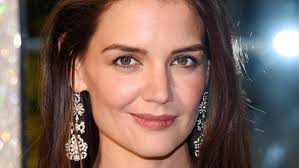 Katie holmes, born december 18, 1978, is an american actress who first achieved fame for her role as joey potter on the wb. Katie Holmes Wiki Movie Net Worth Batman Begins Facts To