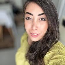 Gestern eröffnete unser schöner, neuer Hamburger Store. Special guest  OCEANA bot den begeisterten Gästen eine Exklusiv-Performance ihrer neuen  Songs! Witzige Erinnerungsfotos vom Abend konnten im nostalgischen  Esprit-Fotomobil gemacht werden. Watch the ...