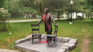 Macdonald statue from a downtown intersection as a response. Red Paint To Remain On Vandalized Sir John A Macdonald Statue Ctv News
