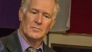 Roy of the Overs: Izzard takes 2,000th wicket