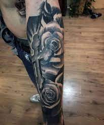 Traditional rose tattoo is a perfect choice for those who are tired of modern style tattoos. Pin On Cool Tattoos For Men