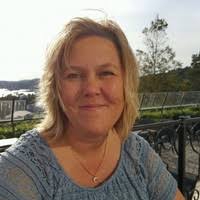 100+ perfiles de «Lintala»