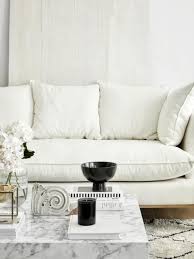 Sofa weiß & weiße ecksofas als basismöbel. Sofa Reinigen Die Wichtigsten Tipps Und Hausmittel Westwing