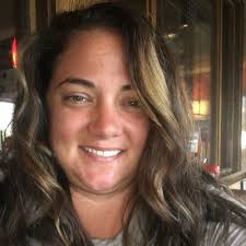 Jessica Plank's Instagram, Twitter & Facebook