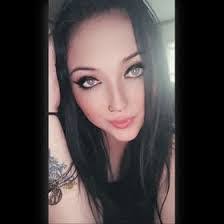 Amber Wilford's Instagram, Twitter & Facebook