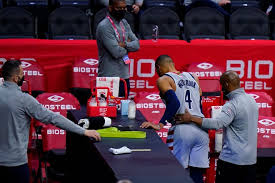 El friso recoge algunos acontecimientos ocurridos en españa o en los que participó directamente a lo largo delsiglo xvii. Los Knicks De La Nba 76 Jugadores Bloquean A Los Fanaticos Despues De Accidentes Con Westbrook Young