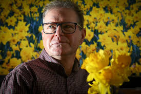 Bowel cancer survivor urges sufferers to reach out