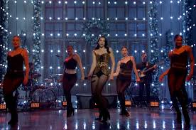 The dua lipa tv takeover continues! Dua Lipa Performs Don T Start Now Levitating On Saturday Night Live Pm Studio World Wide Music News