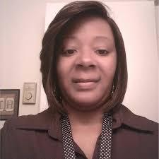 Rae Lester's Instagram, Twitter & Facebook