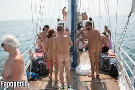 Nick And Lins Nude Leaks - Photo 4071220 - Fapopedia