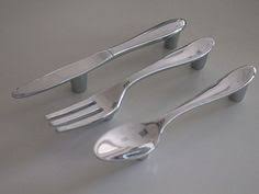 Lowe's stocks a large range of pull styles, including rectangular, bar, ring, arched and more, in a selection of colors and metal tones. Silver Knobs Handles