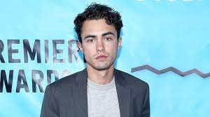 Light a candle for darren. Never Have I Ever S Darren Barnet Age Instagram Roles Everything To Know About The Paxton Actor