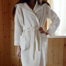 images?q=tbn:ANd9GcRzKNIaAsMIasglbRM2M7B