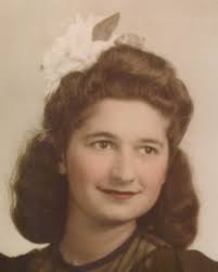 Minerva Frank's Instagram, Twitter & Facebook