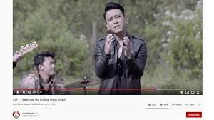 Inilah link download lagu mp3 salah apa aku/entah apa yang merasukimu oleh ilir 7. Lirik Lagu Chord Kunci Gitar Entah Apa Yang Merasukimu Atau Salah Apa Aku Berikut Videonya Tribun Medan