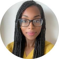 Anna Woolf's Instagram, Twitter & Facebook