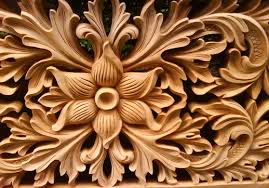 Seni ragam hias dibuat dengan tujuan mengisi kekosongan permukaan dari suatu karya seni. Gambar Ragam Hias Flora Fauna Geometris Dan Figuratif