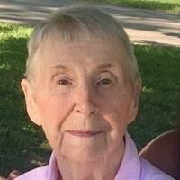 Evelyn Rutherford's Instagram, Twitter & Facebook