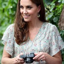 A portrait of our nation in 2020 costs £24.95 (just over $34), and net proceeds from the book will be split between the national portrait gallery and the mental health charity mind.if. Duchess Kate Announces Hold Still Book To Create A Lasting Record Of Front Line Heroes And Life Under Lockdown Everything Zoomer