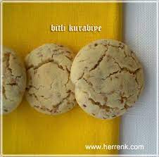bitli kurabiye kavrulmus susamli kurabiye susamli kurabiye bitli kurabiye tarifi kurabiye tarifleri susamli susamli ta kurabiye hamuru kurabiye tarifleri tatli