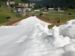 Limone piemonte ski.…a pochi passi da luoghi d'interesse come valle vermenagna e alpi piemontesi, questa struttura vanta una buona. A Limone La Stagione Sciistica Inizia In Estate