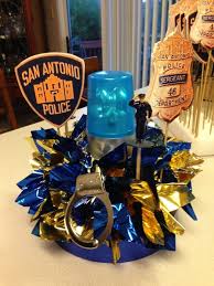 Police officers protect lives and property. Pin Em Festa Policial