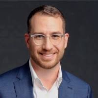 500+ perfiles de «Murad»