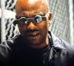 Smoke was bout to smoke Erin😂💋💨 that ain't never the type of smoke u  want. He eatin ppl wit potato salad Where Madam get him from🙅