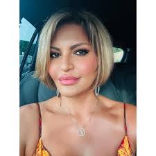 Jodi Lindquist's Instagram, Twitter & Facebook