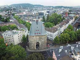 City center 0.72 km train station 0.30 km airport 27.39 km. Aachen Lose Dachplatten Am Sanierten Stadttor