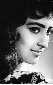 Mere samne wali khidki lyrics: Saira Banu Saira Bano Rare Photo Video Interview Naseem Banu Bano Dilip Kumar Vintage Beautiful Indian Actress Vintage Bollywood Most Beautiful Indian Actress