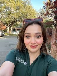 Joanna Uhl's Instagram, Twitter & Facebook