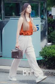 Lee lo que las personas están diciendo y únete a la conversación. 10 Times Itzy S Yeji Was A Fashion Queen In Her Casual Outfits Koreaboo