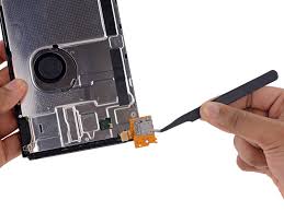 Nintendo and sandisk are hoping that nontechie consumers won't know that any regular micro sd card will work and buy the more expensive certified micro sds instead. Beware Sandisk Microsdxc 1tb Melted My Switch Nintendoswitch