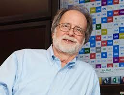 Julia Pecora's Instagram, Twitter & Facebook