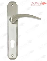 Handle pintu antik kuningan handle pintu antik atau yang biasa disebut dengan pegangan pintu klasik ukir naga yang terbuat dari bahan material kuningan asli yang kami tawarkan ini. Harga Gagang Pintu Biasa Di Koja Pusat Handle Pintu Jakarta