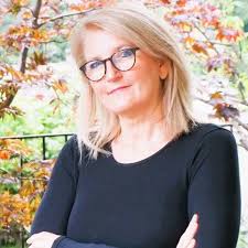 Valerie Waterhouse Wins Inaugural Kitty Kelley Dissertation Fellowship