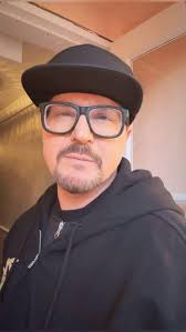 This Will be my last post if i don't get Hi..