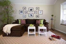 Dekorasi Ruangan Dengan Sofa Berwarna Cokelat Hitam Merah Living Room Colors Room Colors Brown Sectional
