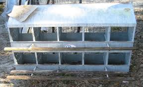 Looking for chicken nesting boxes that fit for your raising chicken backyards before buying it? Pin By Hope Anderson On Paw Paw S Chicken Coop Chicken Nesting Boxes Nesting Box Nesting Boxes