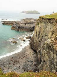 Lying west of the river tamar border with its nearest neighbour, devon. Diese Hundefreundlichen Strande In Cornwall Solltest Du Kennen Tea And Scones