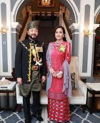 Isteri kepada yb dato seri hj mukhriz tun mahathir. Aspirasi Cinta Mukhriz Mahathir Kejelitaan To Puan Seri Norzieta Zakaria Buat Mata Sejuk Memandang Nona