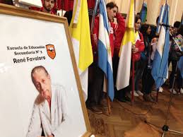 Compartiremos las voces de la e.p.p. Impusieron El Nombre De Rene Favaloro A La Secundaria 3