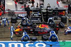 Tire changers replace old tires with new ones beginning with the right side and proceeding to the left. Pitstop Times Compared Formula 1 Nascar Wec And More
