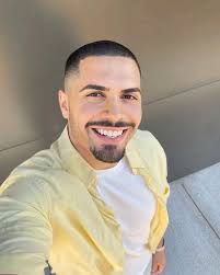 Name: Fredrick Age: 54 years old Occupation: Architect Genotype: AA Blood  Group: 0+ Country: UK 🇬🇧 Hometown: London Religion: Christian Kids; None  I'm searching for a lover. From any African country You