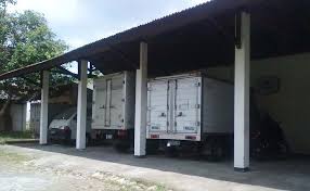 Model garasi samping rumah sendiri ada beragam pilihannya. Gambar Model Garasi Mobil Sederhana 23 Desain Garasi Mobil Minimalis Dengan Pintu Samping Rumah Ndik Home Download Mod Mobil Rumah Desain Interior Modern