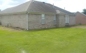 Zillow Has 11 936 Homes For Sale In Tennessee View Listing Photos Review Sales History And Use Our Detailed Real Estat Zillow Real Estate Outdoor Structures