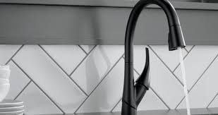 Black kitchen faucets come with the same conveniences and varieties that ordinary standard kitchen faucets possess. 6 Reasons To Choose A Matte Black Kitchen Faucet Erenovate