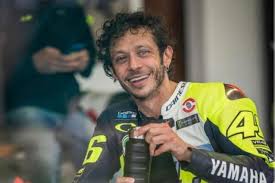 El mundial de motogp contiene la respiración por jason dupasquier. A8bmikosg8e8jm